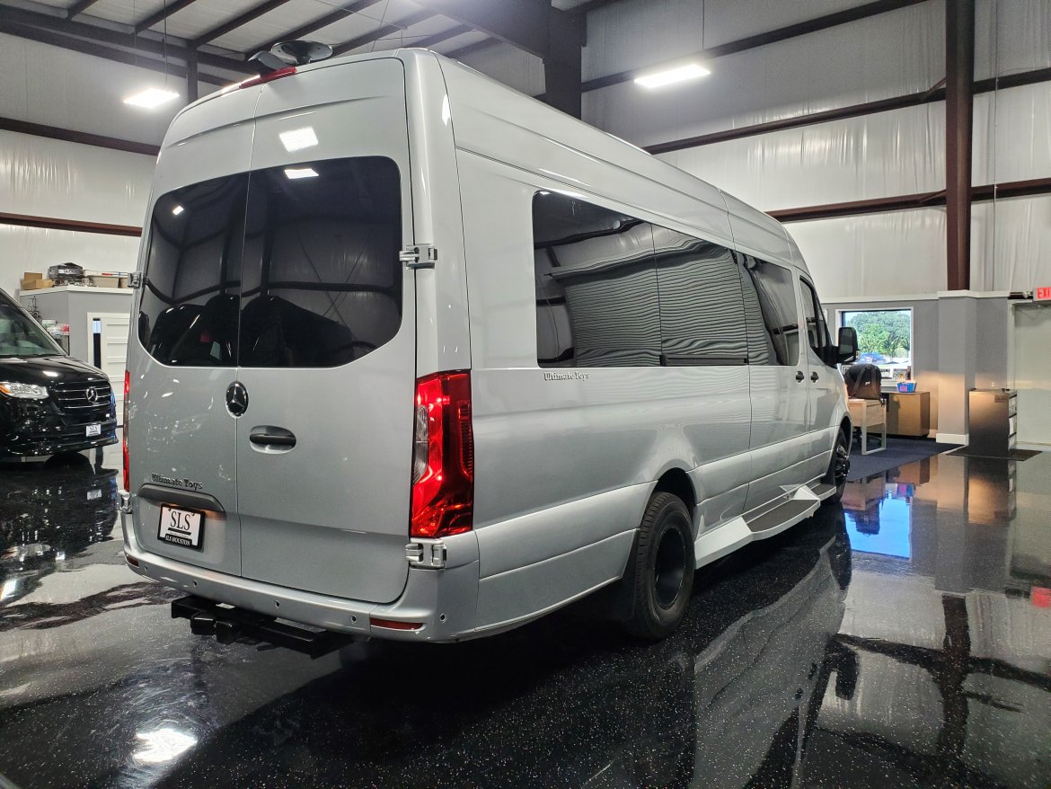 Used Mercedes Benz Sprinter Xd Ultimate Limo For Sale Ws