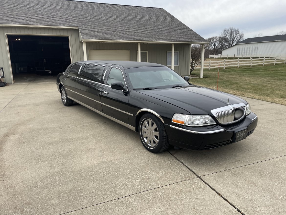 Used 2003 Lincoln Towncar 6 Passenger Stretch For Sale WS 16033 We