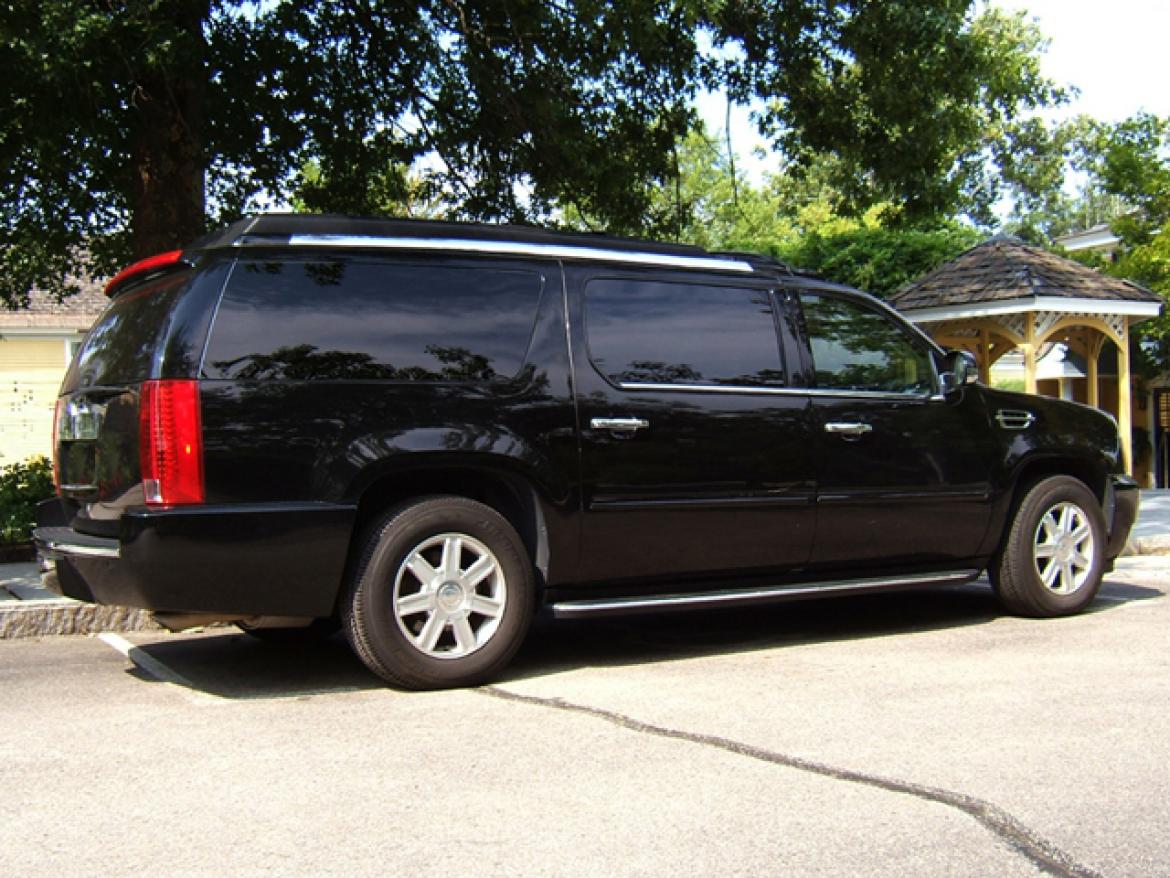 Photo of CEO SUV Mobile Office for sale: 2008 Cadillac Cadillac Escalade