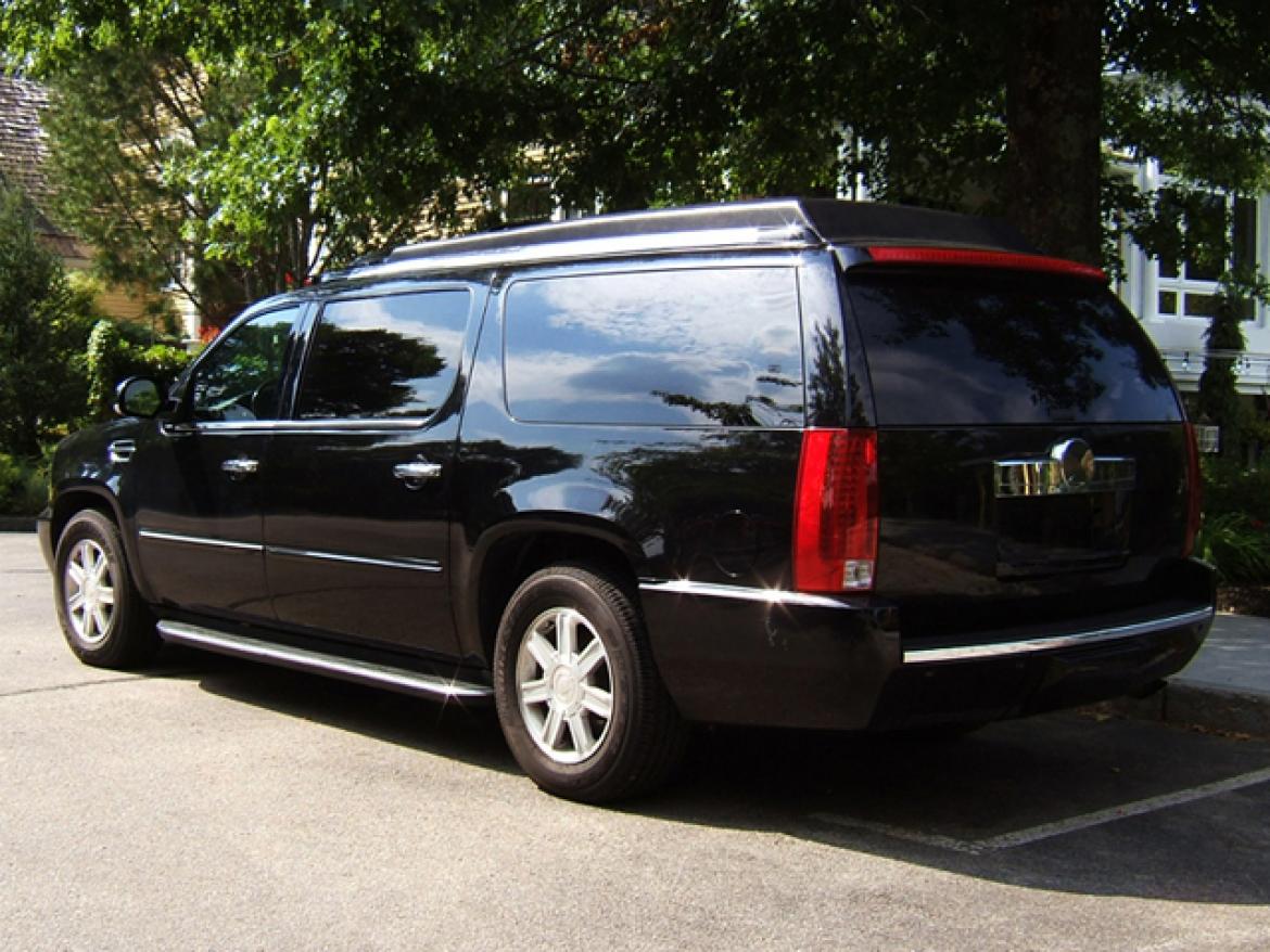 Photo of CEO SUV Mobile Office for sale: 2008 Cadillac Cadillac Escalade