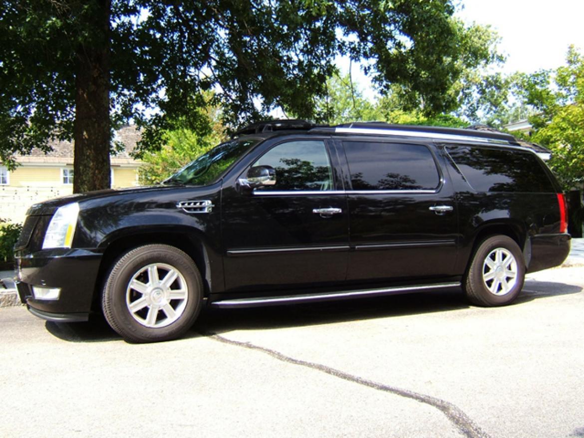Photo of CEO SUV Mobile Office for sale: 2008 Cadillac Cadillac Escalade