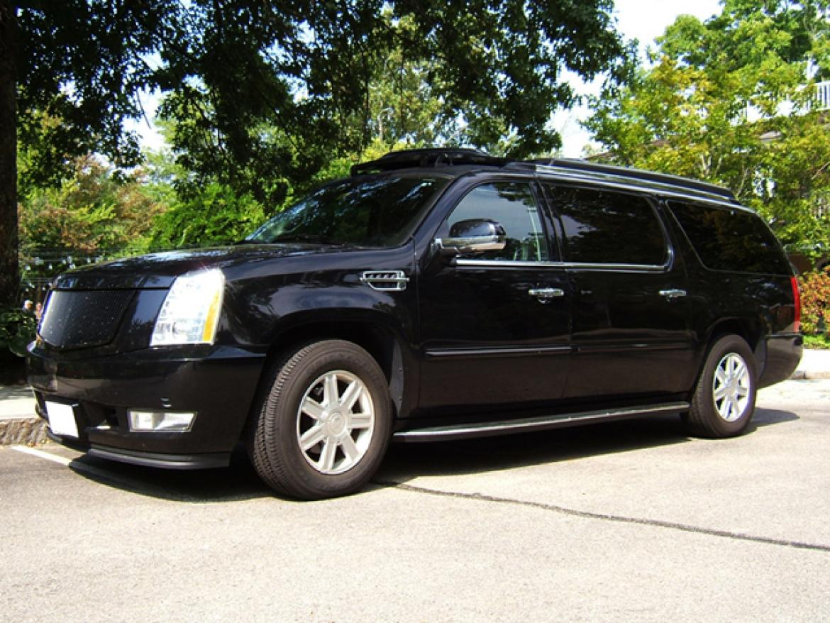 Photo of CEO SUV Mobile Office for sale: 2008 Cadillac Cadillac Escalade