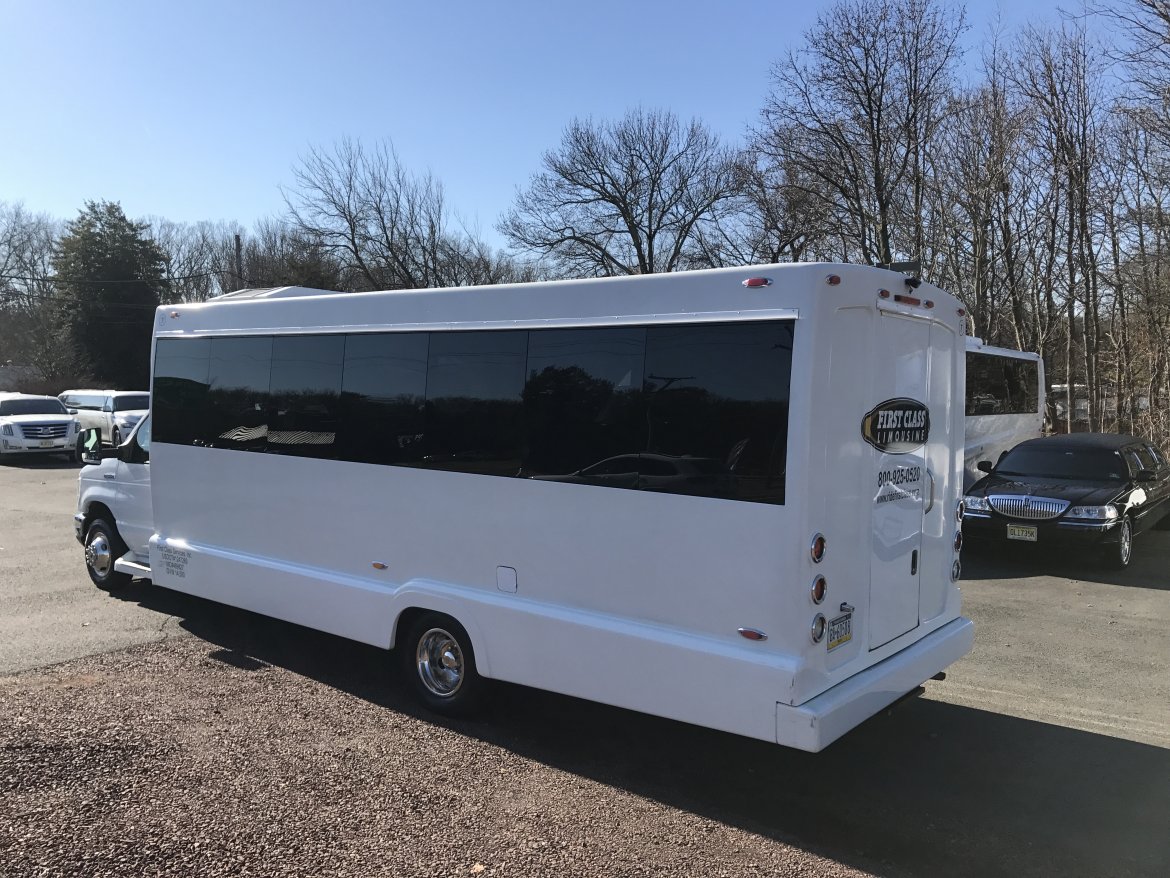 Shuttle Bus for Sale in Morganville, NJ - Photo 4