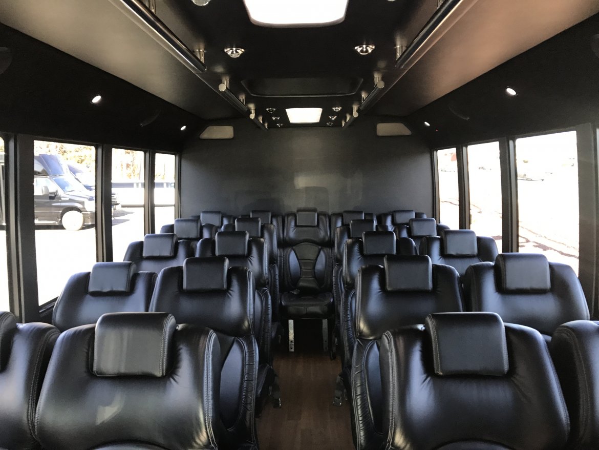 Shuttle Bus for Sale in Morganville, NJ - Photo 11