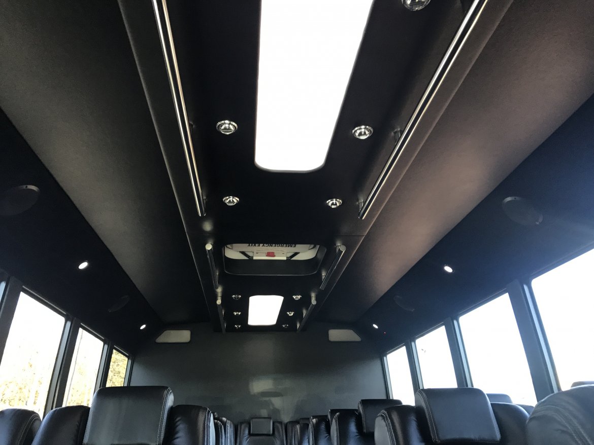 Shuttle Bus for Sale in Morganville, NJ - Photo 14
