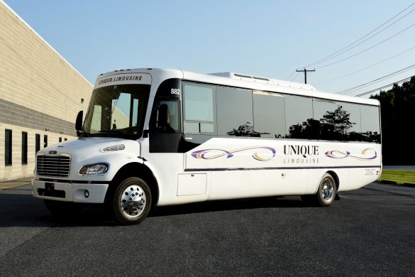 2008 Freightliner Bus Motorcoach for Sale in Harrisburg, PA - Main Photo