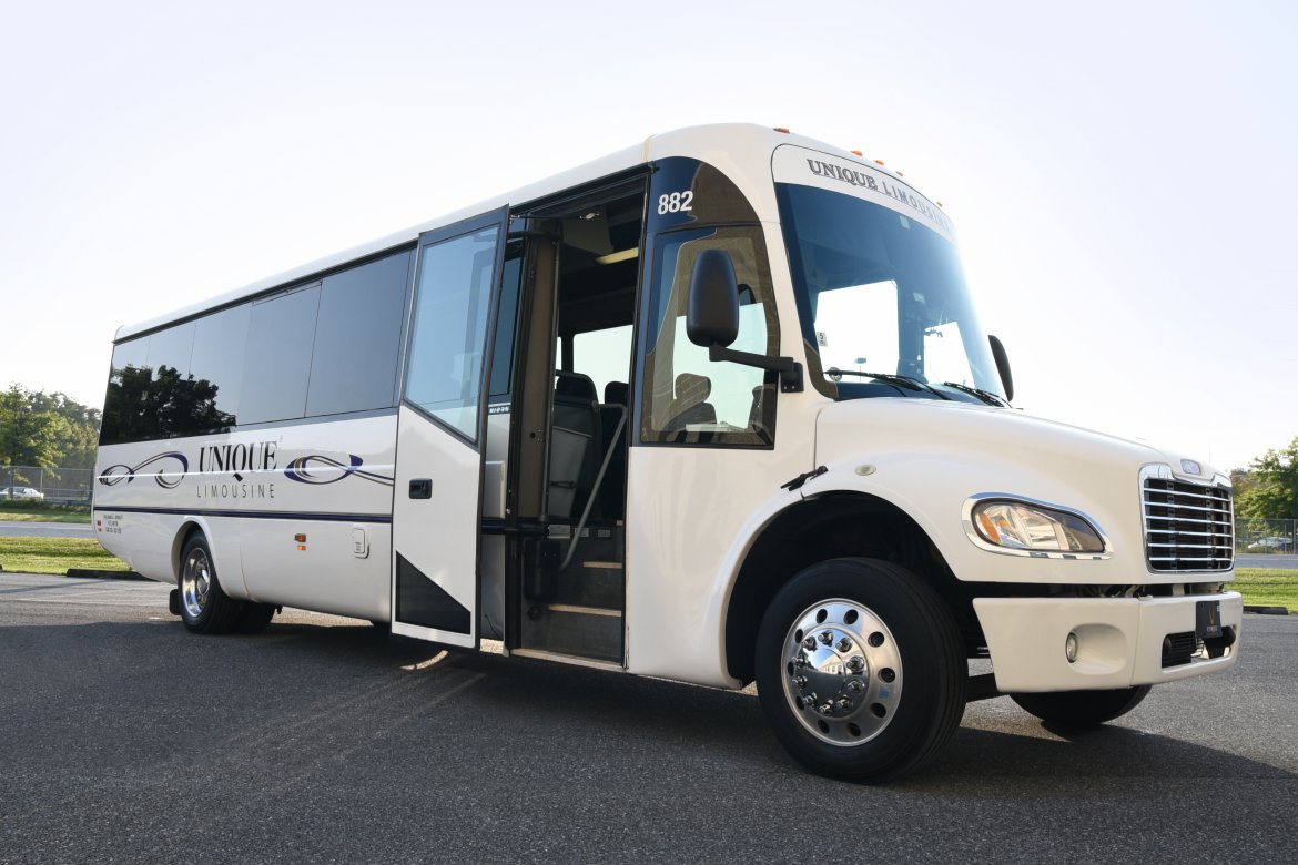 Motorcoach for Sale in Harrisburg, PA - Photo 3