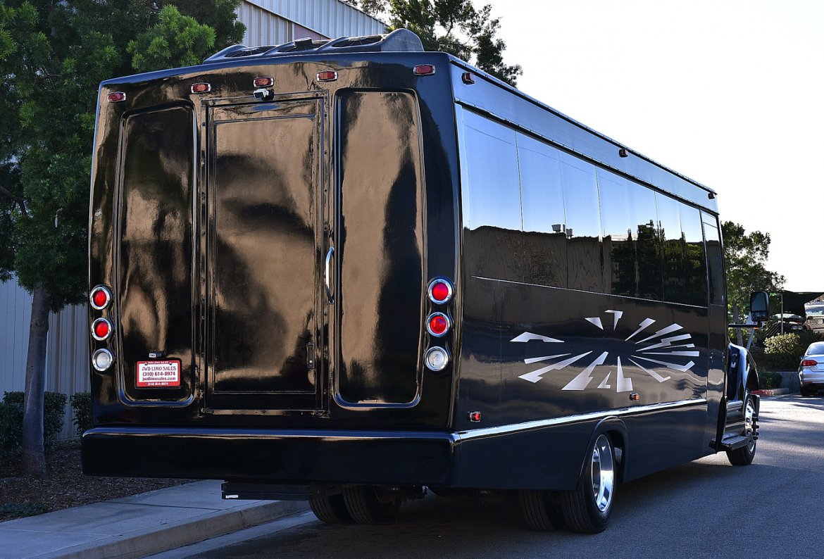 Limo Bus for Sale in Fontana, CA - Photo 4