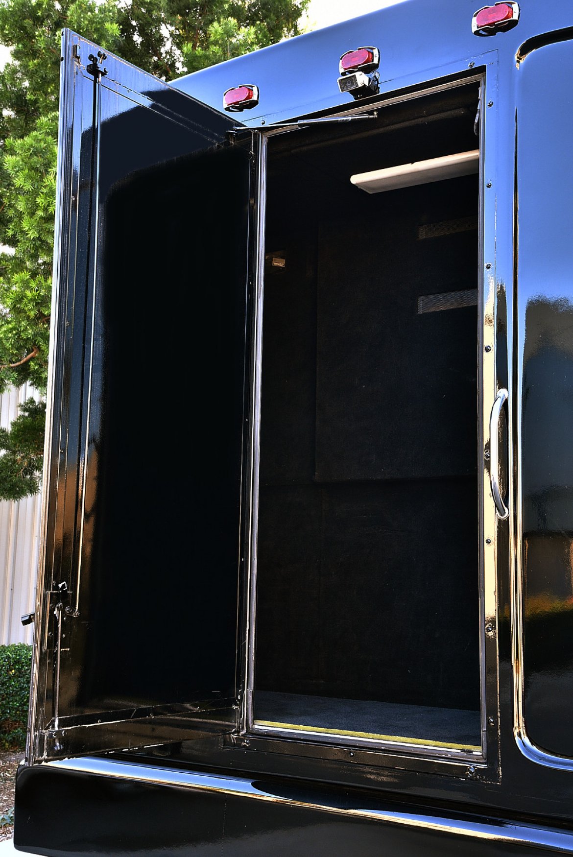 Limo Bus for Sale in Fontana, CA - Photo 8