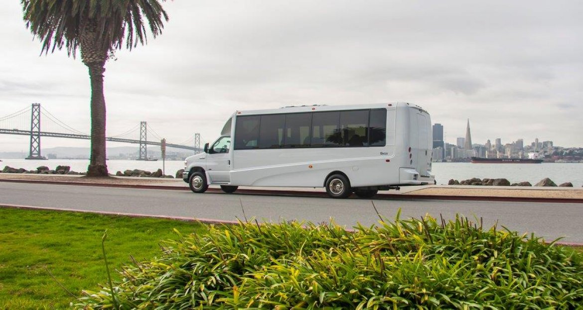 Shuttle Bus for Sale in Riverside, CA - Photo 6