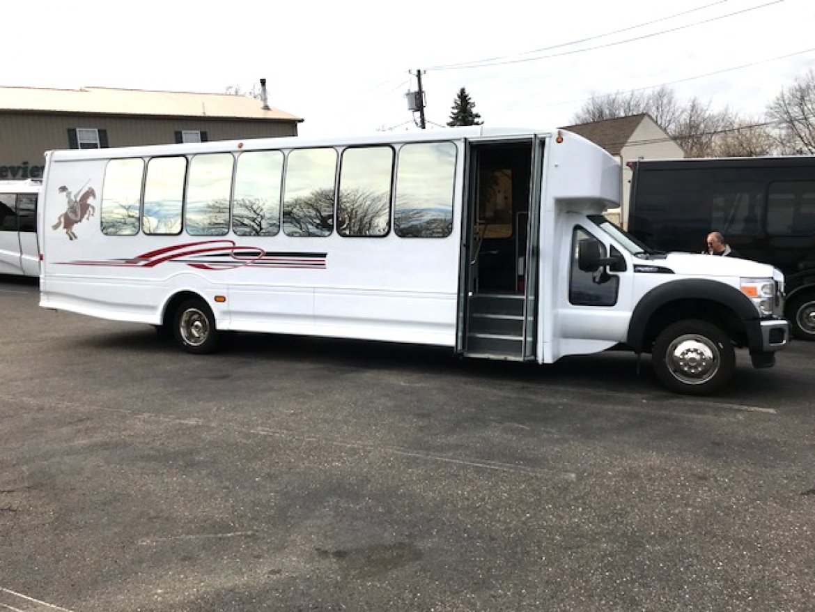 Shuttle Bus for sale: 2015 Ford F-550 34&quot; by Turtle Top