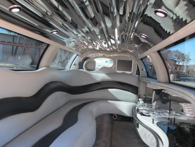 2006 Lincoln Towncar Limousine for Sale in AGUA DULCE, California, US - Photo 4