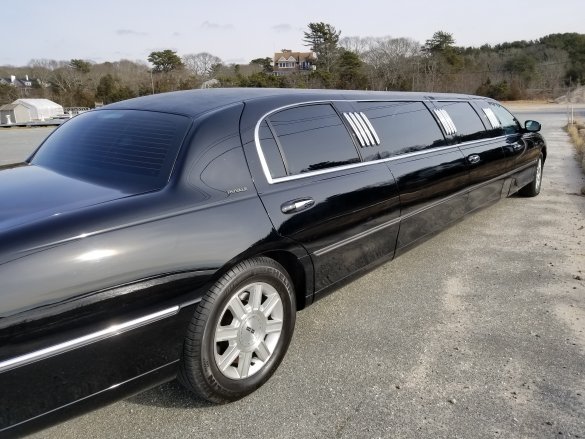 2007 Lincoln Lincoln Limousine for Sale in Pocasset, MA - Main Photo