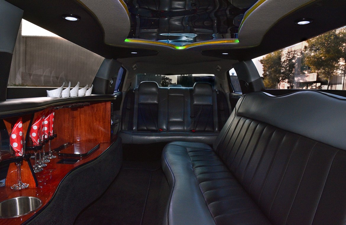 Limousine for Sale in Fontana, CA - Photo 13