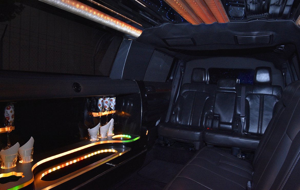 Limousine for Sale in Fontana, CA - Photo 11