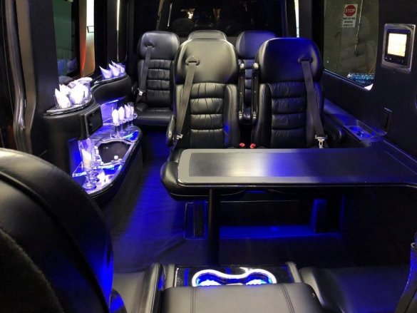 2014 Mercedes-Benz Sprinter 2500 Sprinter for Sale in Riverside, CA - Main Photo
