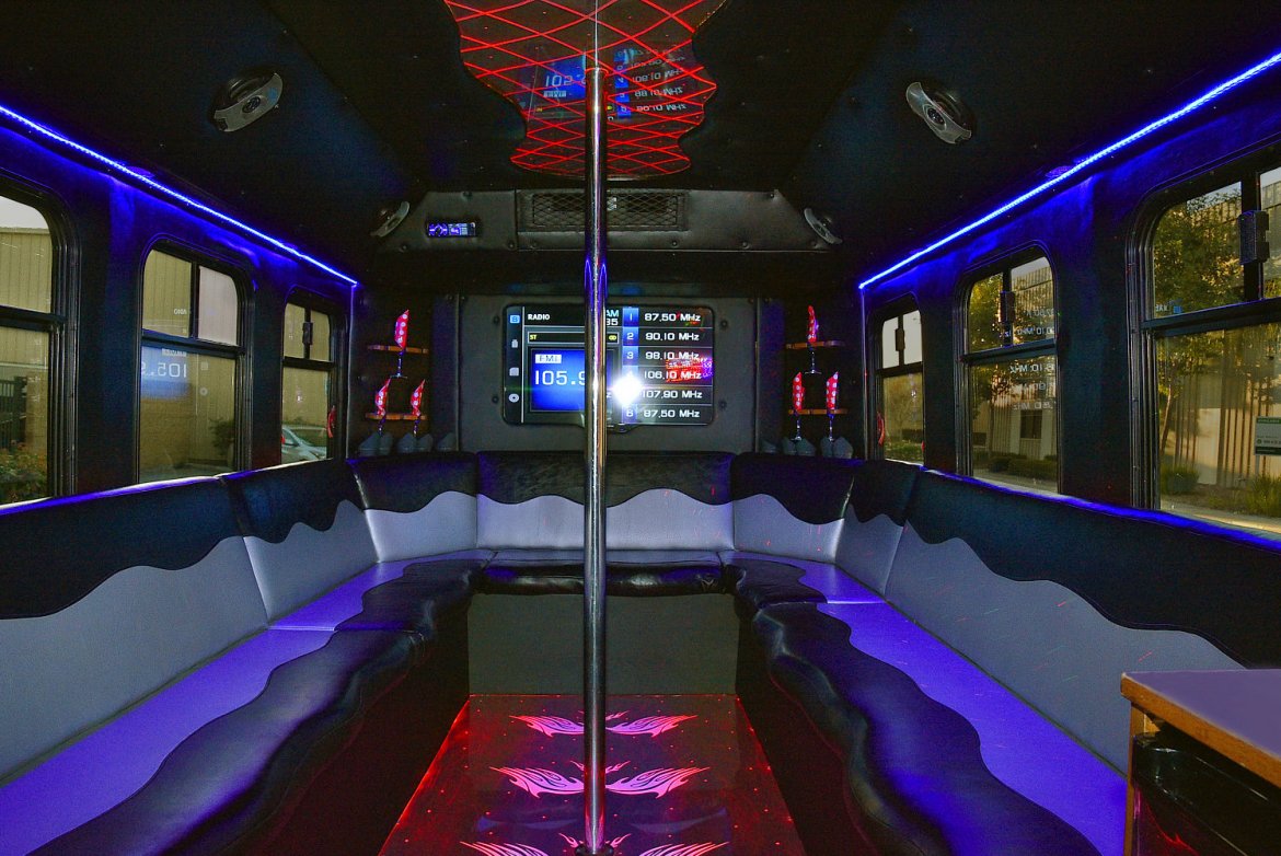 Limo Bus for Sale in Fontana, CA - Photo 12