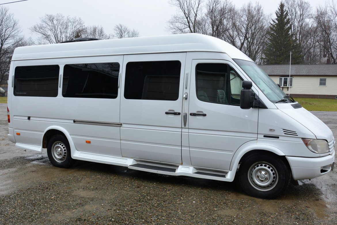 Used 2006 Dodge Sprinter for sale #WS-11082 | We Sell Limos