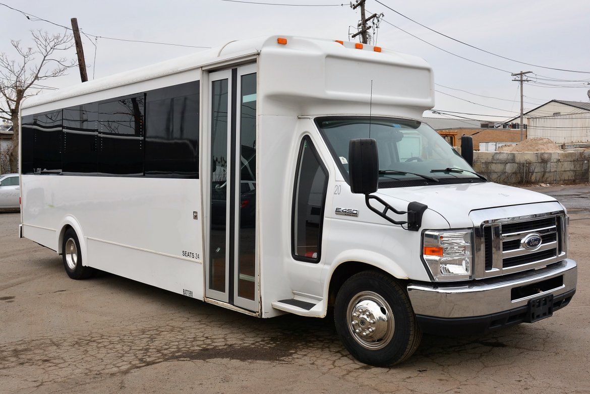 Limo Bus for sale: 2013 Ford E450 Party Bus by LGE Coachworks