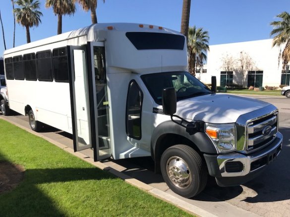2014 Ford F550 Shuttle Bus for Sale in Dallas, TX - Main Photo