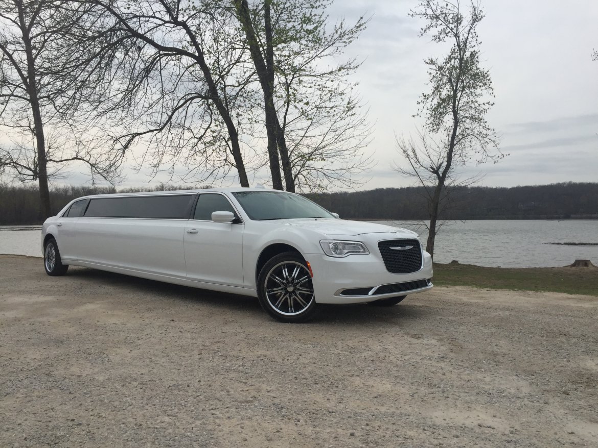 Limousine for sale: 2017 Chrysler 300 140&quot; by Springfield Coach