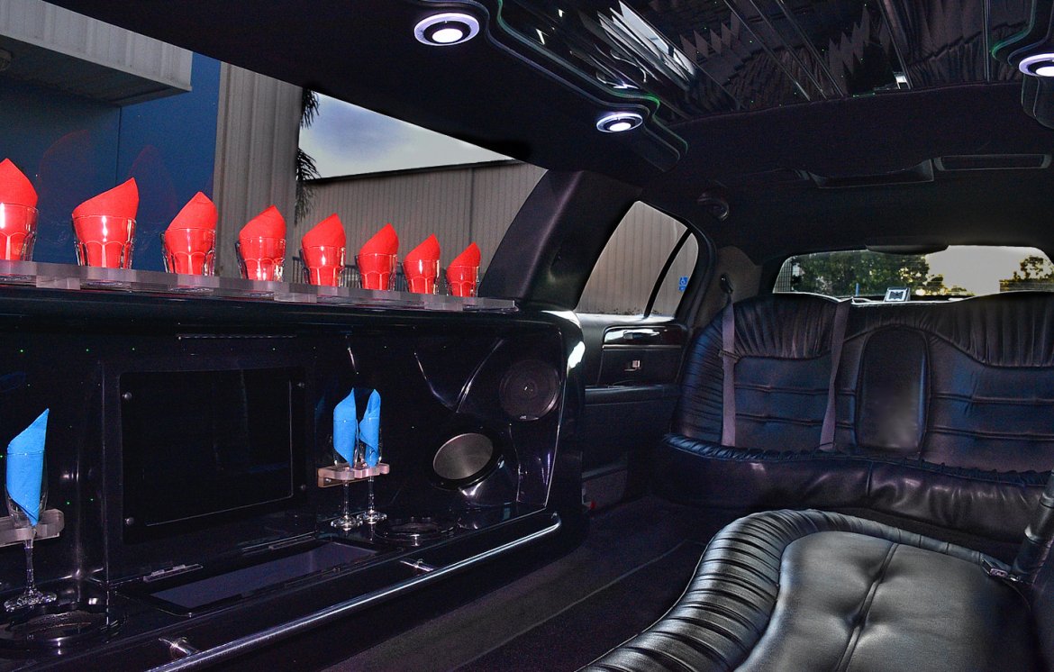 Limousine for Sale in Fontana, CA - Photo 11