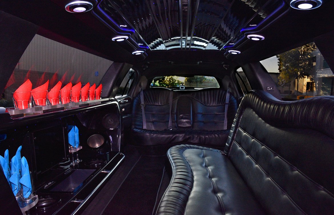 Limousine for Sale in Fontana, CA - Photo 13