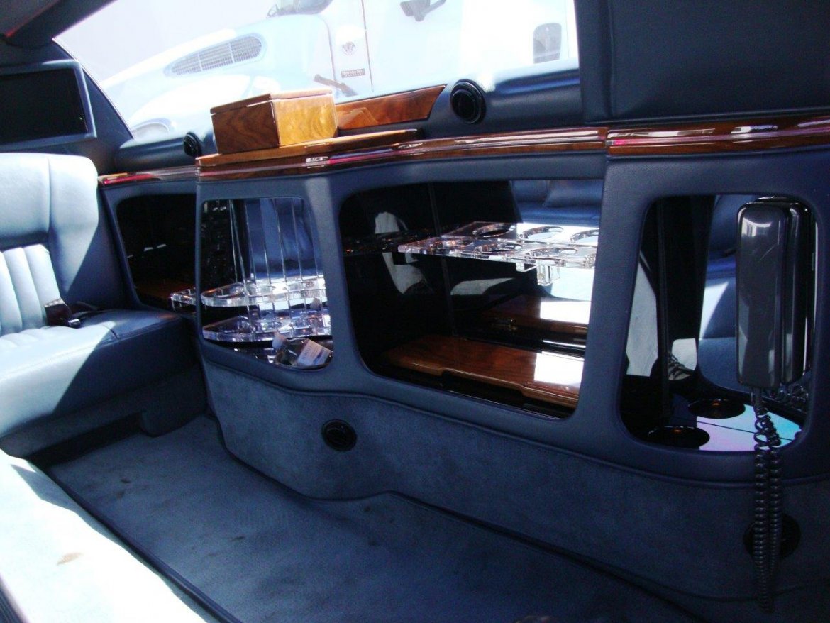Limousine for Sale in Carson, CA - Photo 15