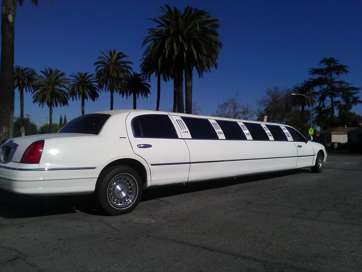 Limousine for Sale in Los Angeles, CA - Photo 7
