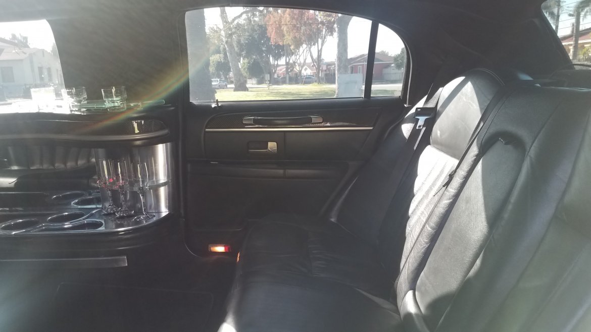 Limousine for Sale in Los Angeles, CA - Photo 4