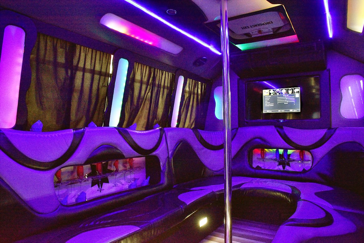 Limo Bus for Sale in Fontana, CA - Photo 11