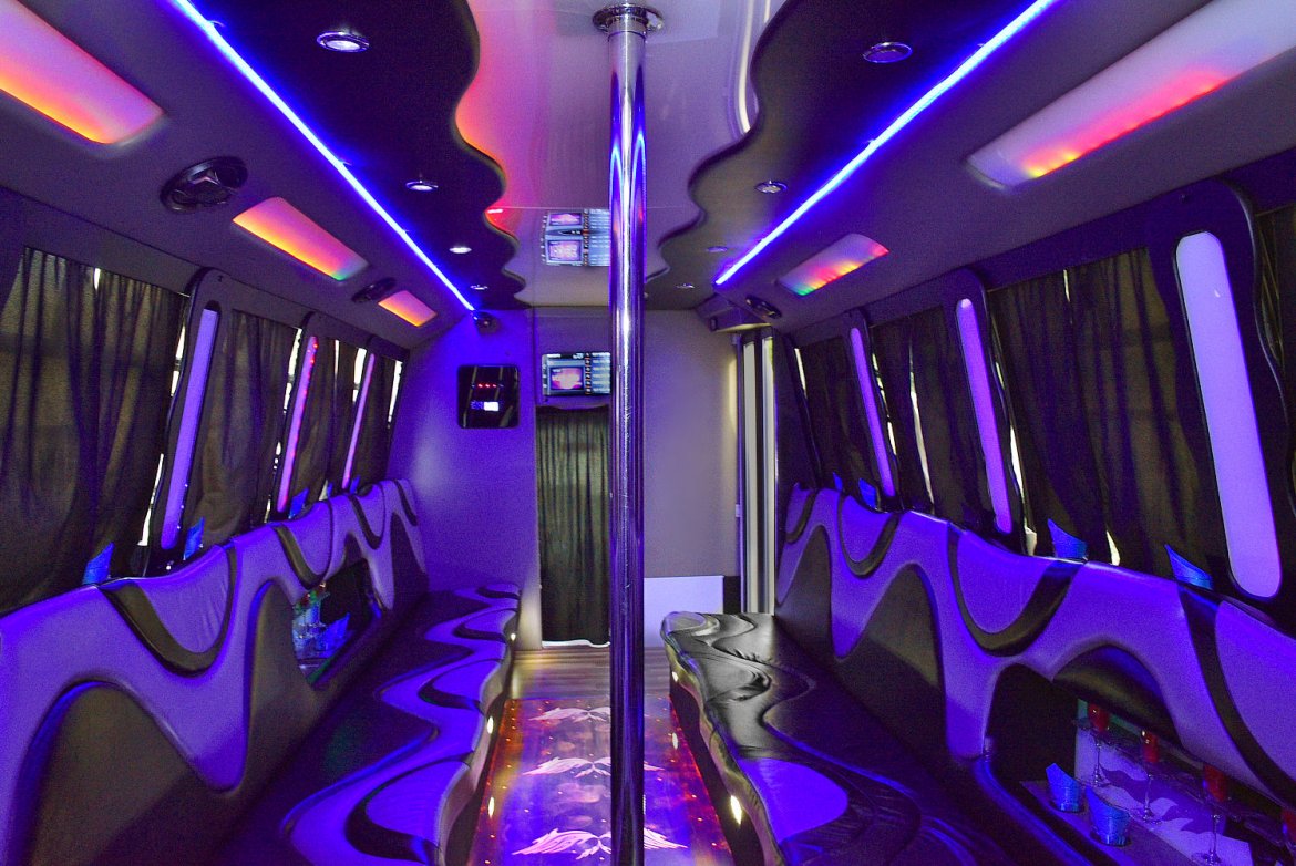 Limo Bus for Sale in Fontana, CA - Photo 12
