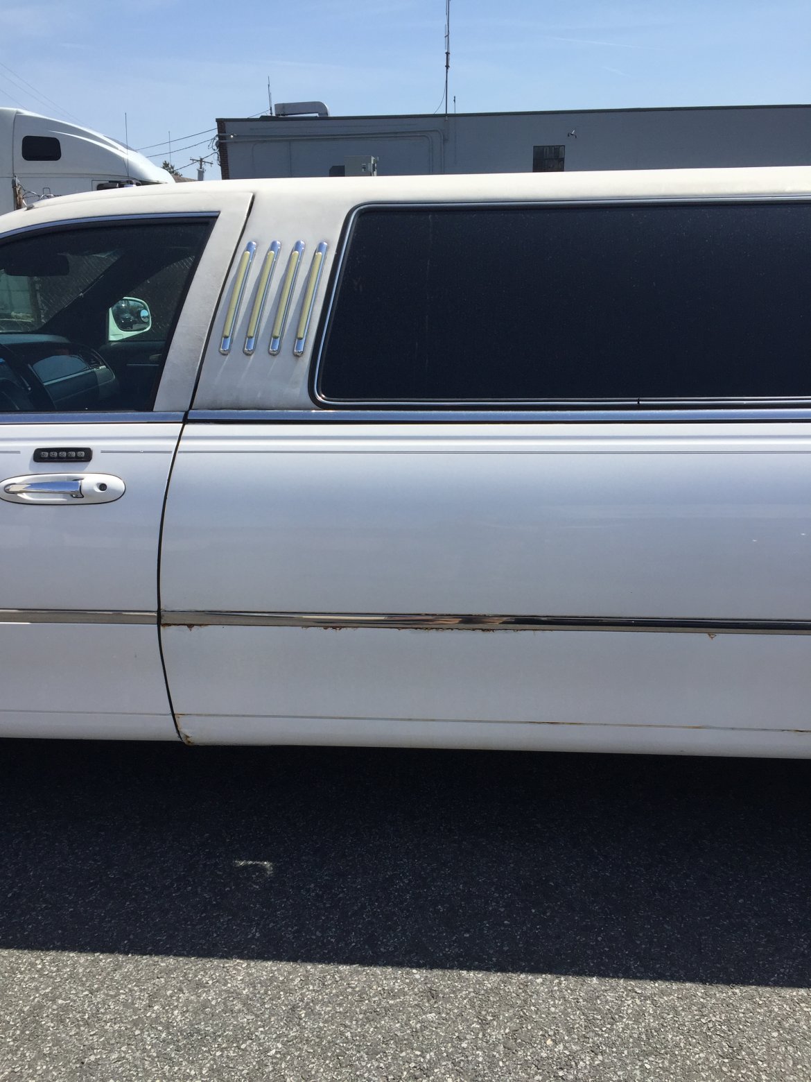 Limousine for Sale in Chester, PA - Photo 7