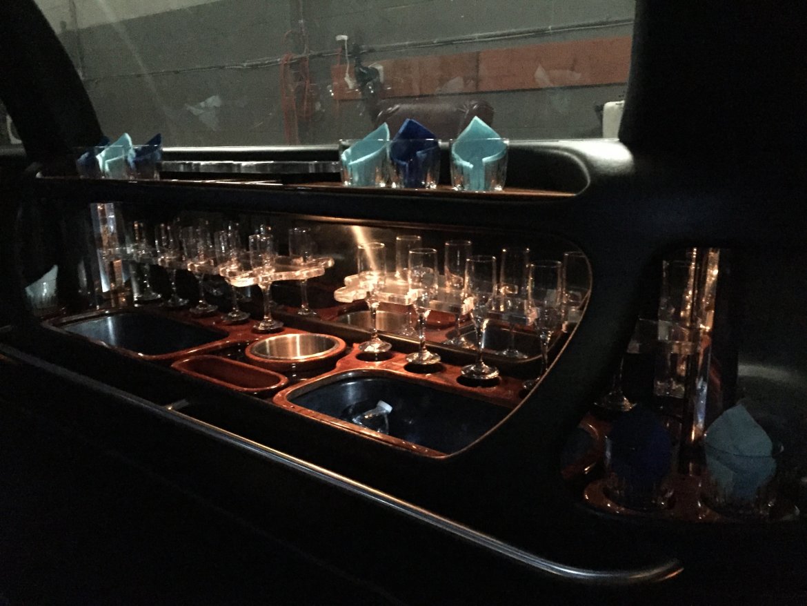 Limousine for Sale in Chester, PA - Photo 9