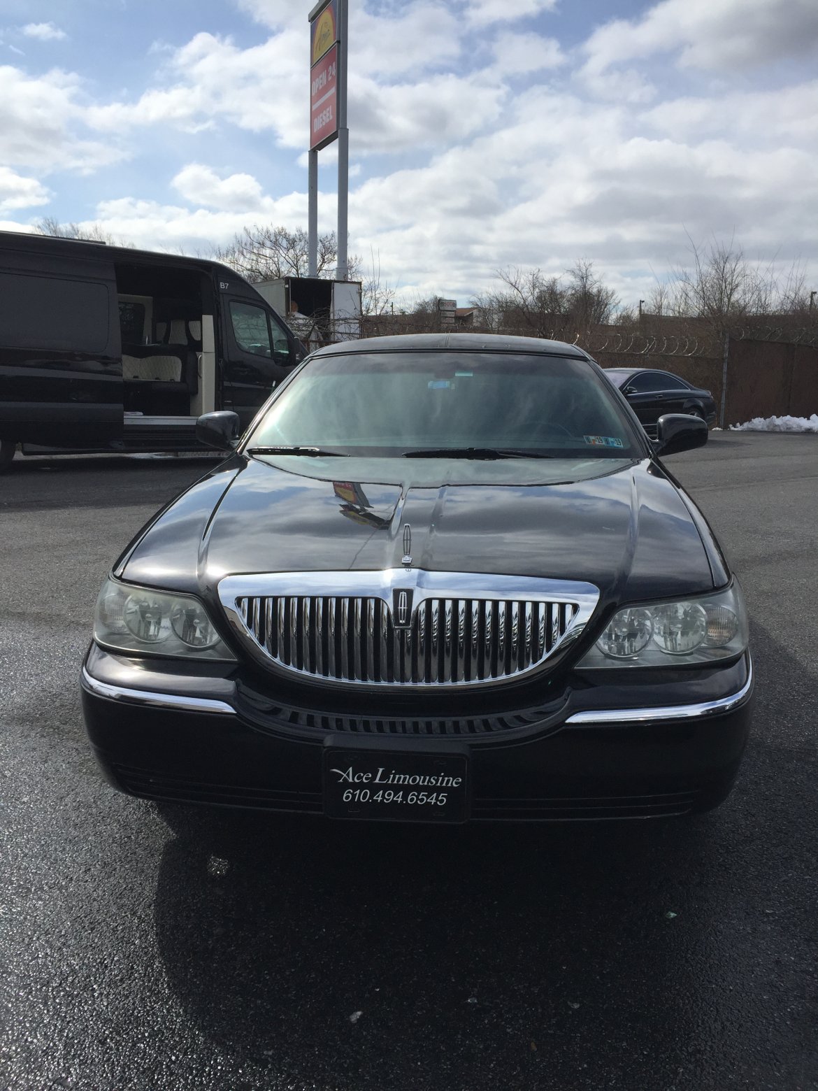 Used 2009 Lincoln 2009 Lincoln Town Car for sale WS11112 We Sell Limos