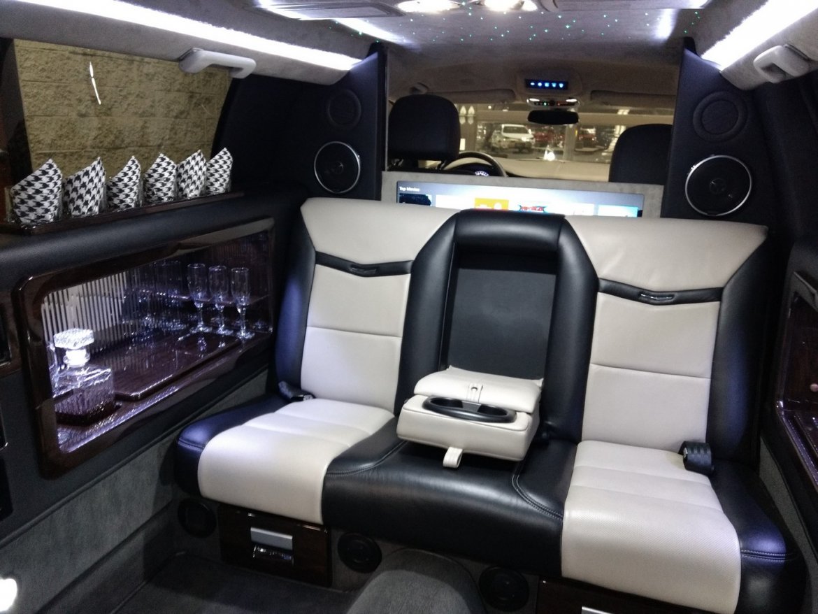 Limousine for Sale in Springfield, MO - Photo 10
