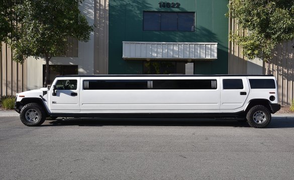 2006 Hummer H-2 SUV Stretch for Sale in Fontana, CA - Photo 2