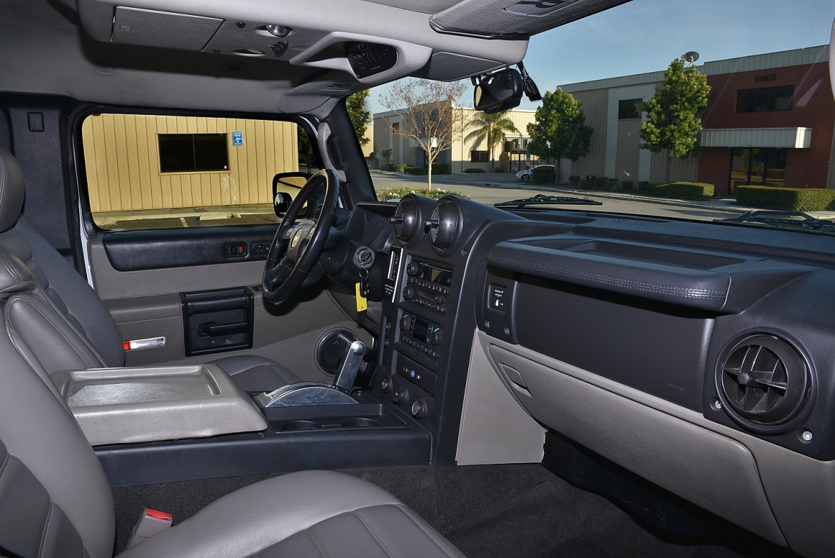 SUV Stretch for Sale in Fontana, CA - Photo 9