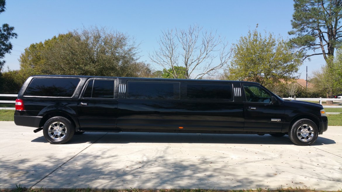 SUV Stretch for Sale in HOUSTON, TX - Photo 4