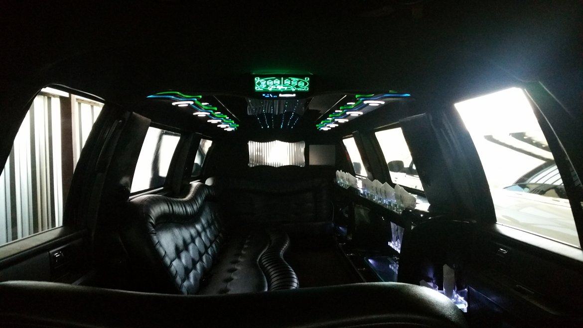 SUV Stretch for Sale in HOUSTON, TX - Photo 20