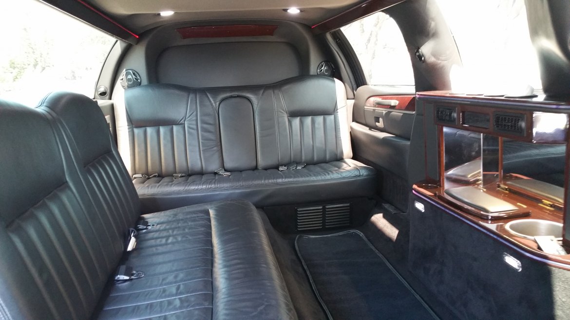 Limousine for Sale in HOUSTON, TX - Photo 16