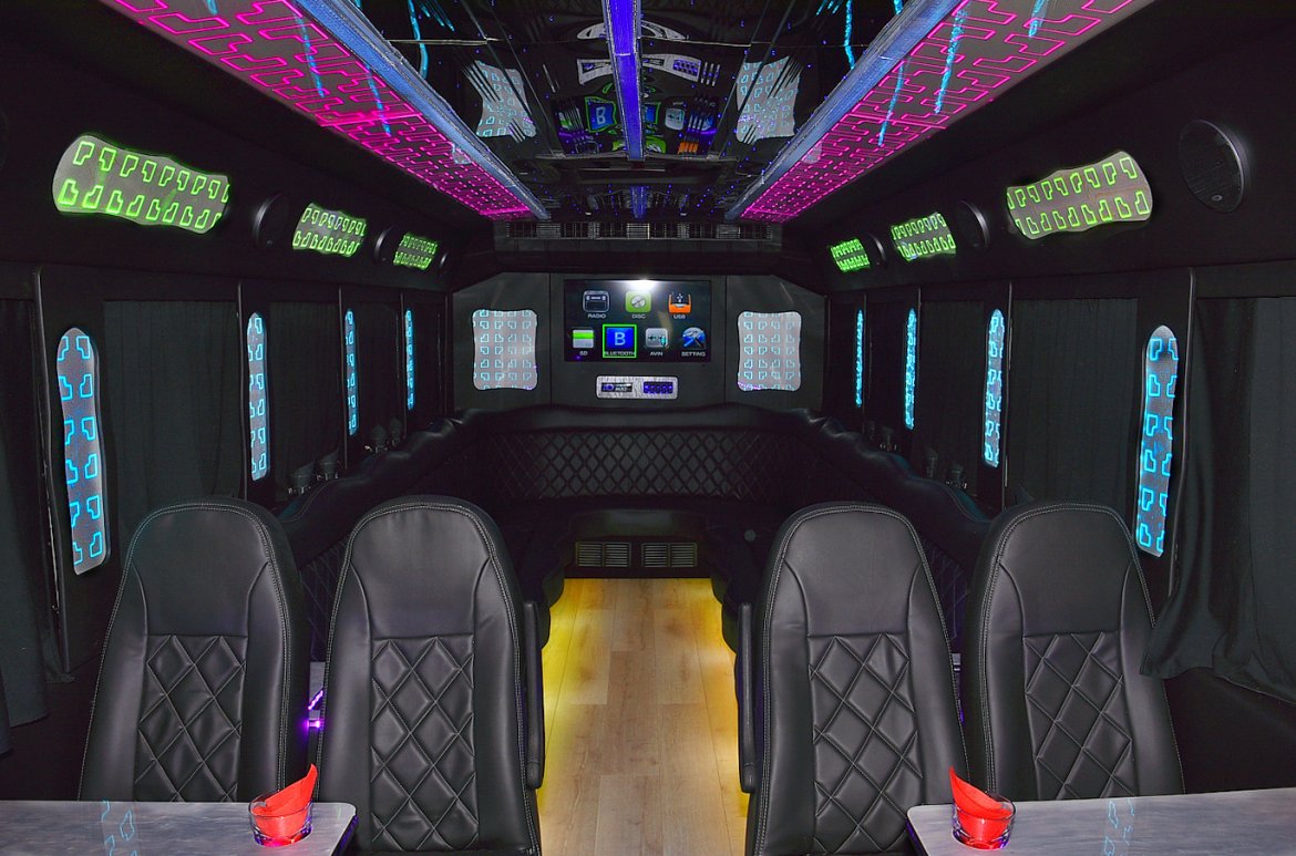 Limo Bus for Sale in Fontana, CA - Photo 12