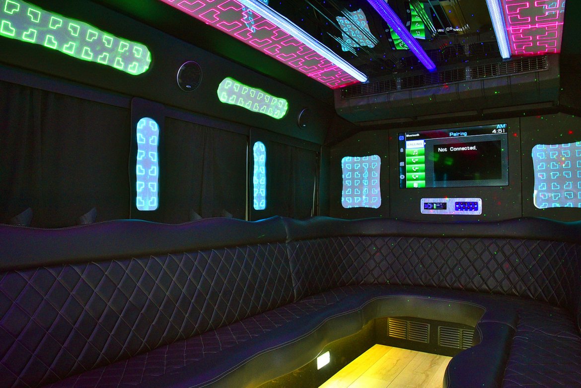 Limo Bus for Sale in Fontana, CA - Photo 13