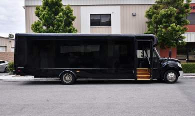 2014 International 3200 Shuttle Bus for Sale in Fontana, CA - Photo 2