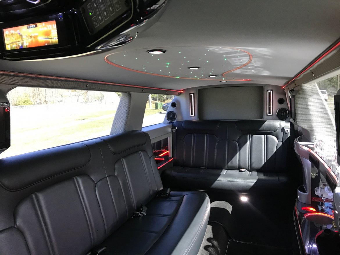 Limousine for Sale in Fontana, CA - Photo 11