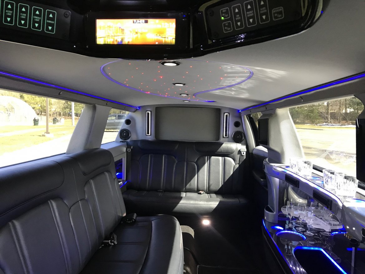 Limousine for Sale in Fontana, CA - Photo 12