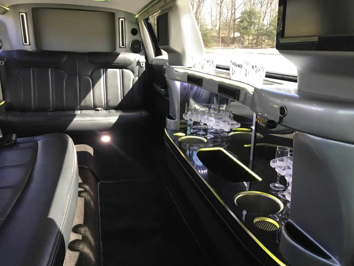 Limousine for Sale in Fontana, CA - Photo 14