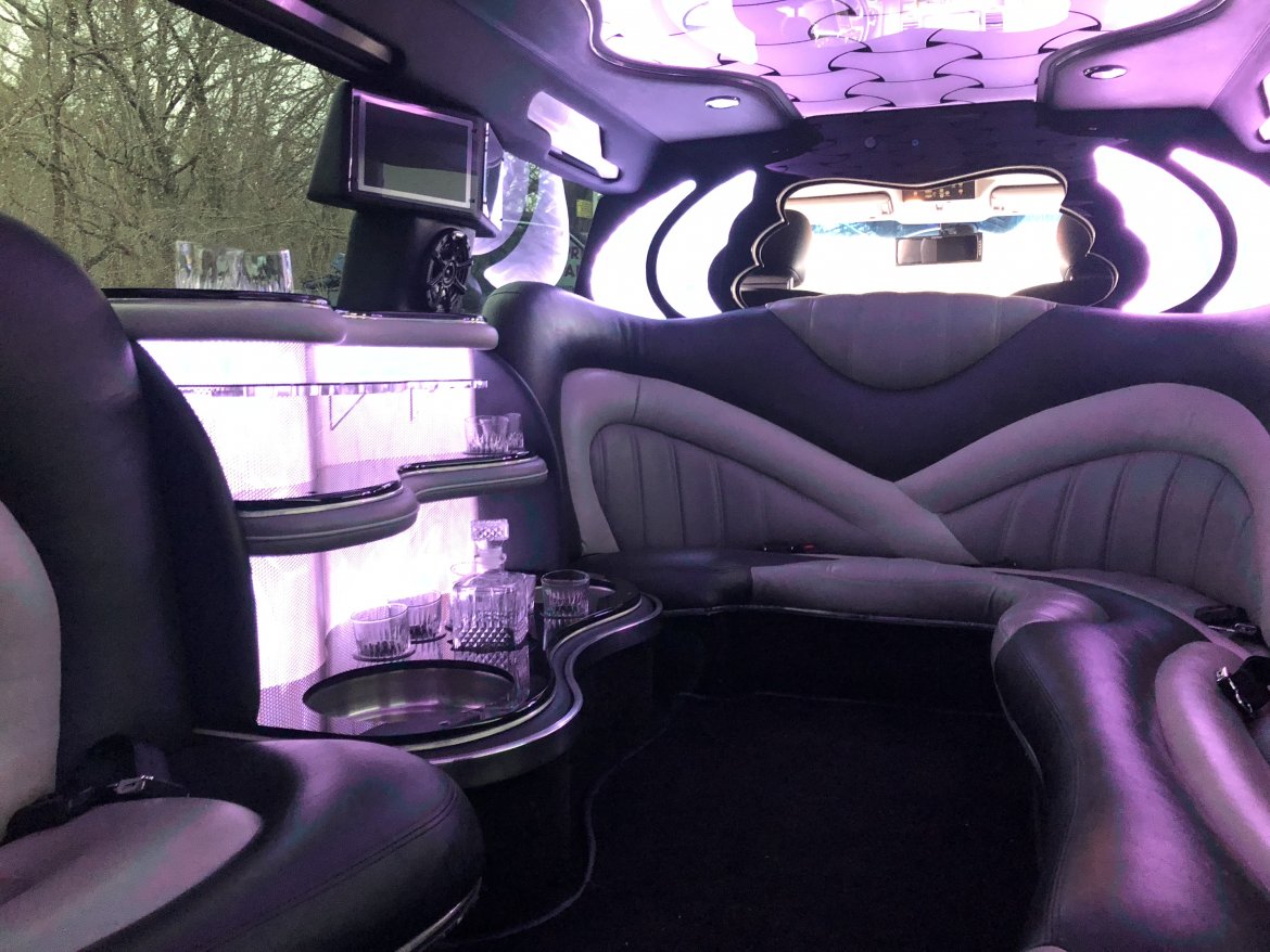 SUV Stretch for Sale in Westport, MA - Photo 8