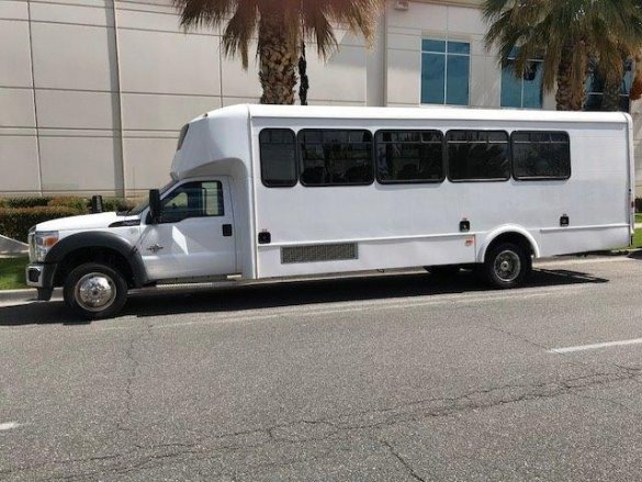 2014 Ford F550-Diesel Executive Shuttle for Sale in Riverside, CA - Photo 2