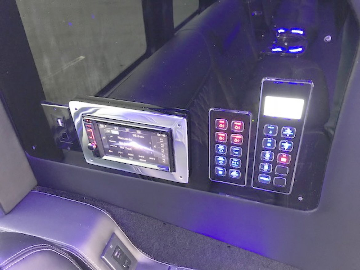 Limo Bus for Sale in Oaklyn, NJ - Photo 6